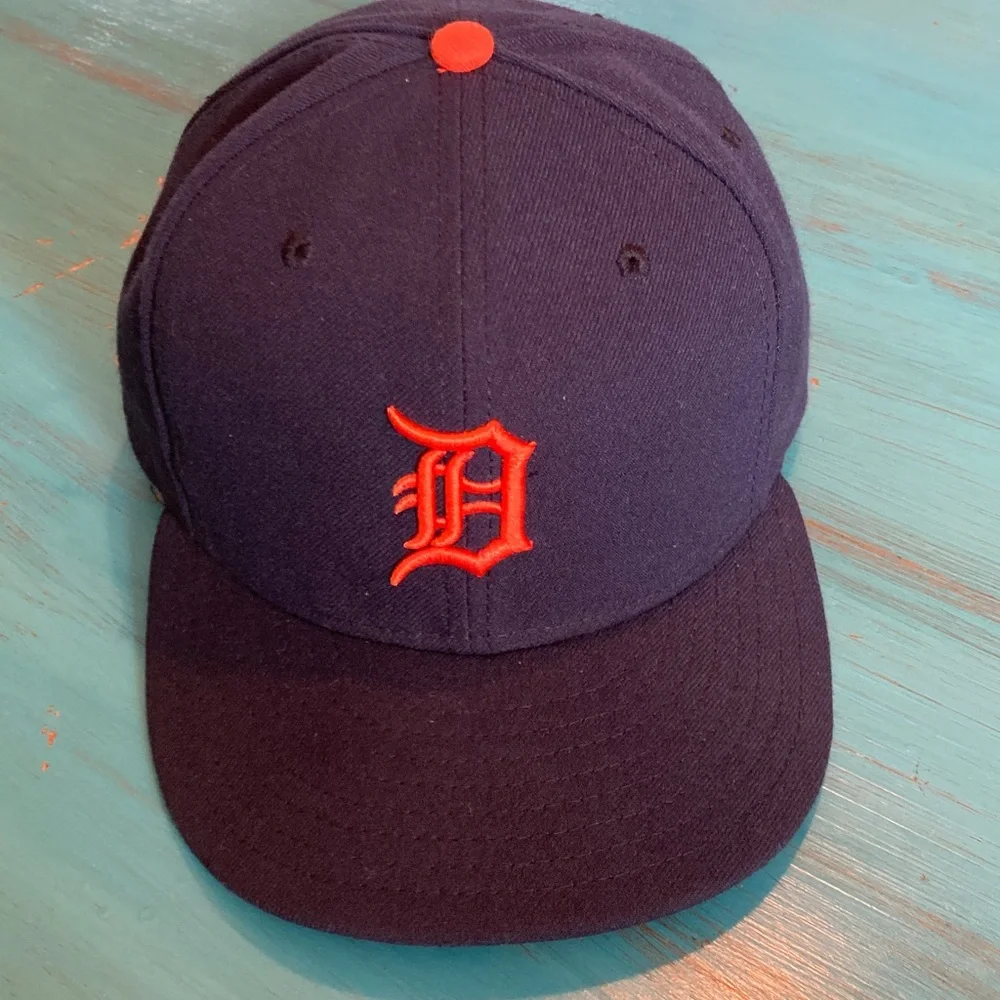 Detroit Tigers hat - Picture 1 of 6